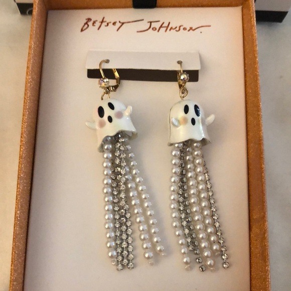 Betsey Johnson Gold Tone Just Treats Ghost Drop Earrings With Fringe NWT - Picture 4 of 10